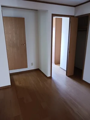 のマンスリーマンション・ウィークリーマンション「エル美里 103・洋室(No.1357965)」メイン画像