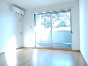 のマンスリーマンション・ウィークリーマンション「ヴィオラ　コート　Ｂ 103・洋室(No.1357973)」メイン画像