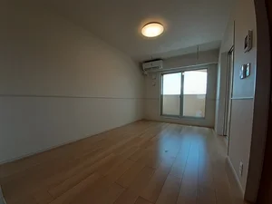 のマンスリーマンション・ウィークリーマンション「ひよこのいえ　さん 202・洋室(No.1358028)」メイン画像