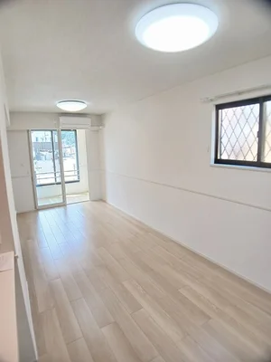 のマンスリーマンション・ウィークリーマンション「メゾンソラーレⅠ 101・洋室(No.1358050)」メイン画像