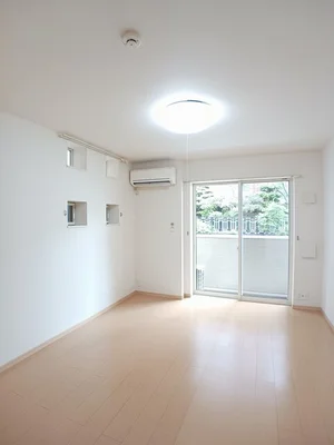 高松市のマンスリーマンション・ウィークリーマンション「プレシャス　ルージュ 101・洋室(No.1358156)」メイン画像