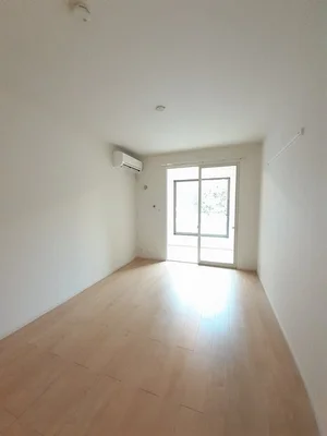 広島県のマンスリーマンション・ウィークリーマンション「アザリーメゾン　壱番館 102・洋室(No.1358195)」メイン画像