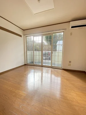 のマンスリーマンション・ウィークリーマンション「カサ・ブランカＢ 102・洋室(No.1358205)」メイン画像