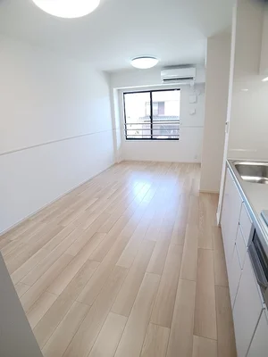 柳井市のマンスリーマンション・ウィークリーマンション「ウッドスプリング山根　Ｂ 202・洋室(No.1358231)」メイン画像