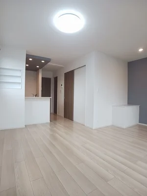 のマンスリーマンション・ウィークリーマンション「クラール南城　Ａ 201・洋室(No.1358402)」メイン画像