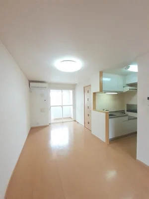 のマンスリーマンション・ウィークリーマンション「ジェントリー　ブリーズ　ヴィラ 101・洋室(No.1358408)」メイン画像