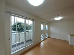 のマンスリーマンション・ウィークリーマンション「カーサ　ド　ソレイユ 203・洋室(No.1358498)」メイン画像