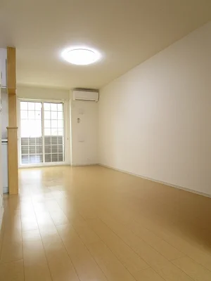 のマンスリーマンション・ウィークリーマンション「ラグナヒルズ　Ａ 102・洋室(No.1358524)」メイン画像