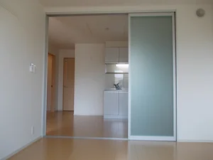 広島県のマンスリーマンション・ウィークリーマンション「ロジュマングラシューＩ 102・洋室(No.1358672)」メイン画像