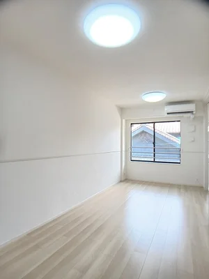 広島県のマンスリーマンション・ウィークリーマンション「エアリー 202・洋室(No.1358684)」メイン画像