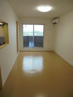 のマンスリーマンション・ウィークリーマンション「ラフィーネ・ヴィラ 303・洋室(No.1358698)」メイン画像