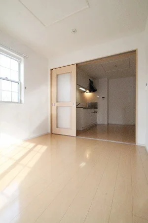 のマンスリーマンション・ウィークリーマンション「サングリーン錦ヶ丘　Ａ棟 101・洋室(No.1358741)」メイン画像