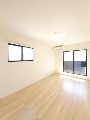 のマンスリーマンション・ウィークリーマンション「メゾン・ド・ＡＴＵ　Ｂ 201・洋室(No.1358780)」メイン画像