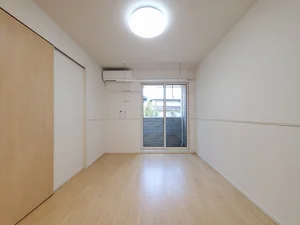 のマンスリーマンション・ウィークリーマンション「Ｆｏｒｓｃｈ　Ⅱ 102・LDK(No.1358802)」メイン画像