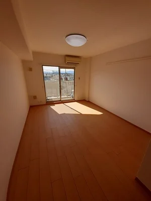 のマンスリーマンション・ウィークリーマンション「シンフォニア 302・洋室(No.1358955)」メイン画像