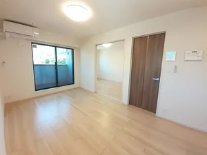 長野県のマンスリーマンション・ウィークリーマンション「レザン　フォレストＡ 201・洋室(No.1358968)」メイン画像