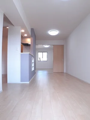 のマンスリーマンション・ウィークリーマンション「シャン・ノールⅩⅦ 105・洋室(No.1359033)」メイン画像