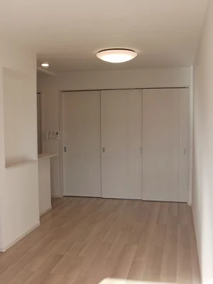 御坊駅（和歌山県）のマンスリーマンション・ウィークリーマンション「レッド　スイートピーⅡ 203・洋室(No.1359036)」メイン画像