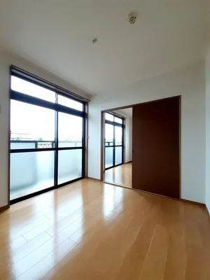 のマンスリーマンション・ウィークリーマンション「サンシティー７５Ⅰ 101・洋室(No.1359055)」メイン画像