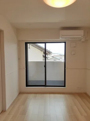 のマンスリーマンション・ウィークリーマンション「ハーモニー紀の川　Ⅱ 202・洋室(No.1359080)」メイン画像