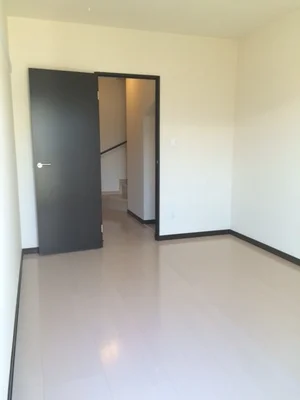 のマンスリーマンション・ウィークリーマンション「レオネクストレリーフ 111(No.1359278)」メイン画像