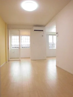 のマンスリーマンション・ウィークリーマンション「サニートゥルース 202・洋室(No.1359456)」メイン画像