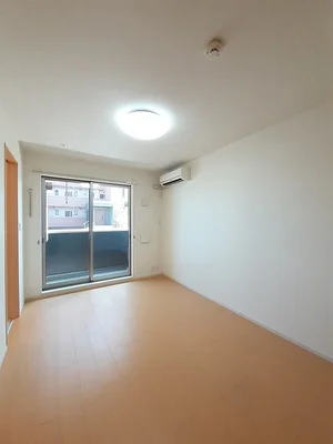 静岡県のマンスリーマンション・ウィークリーマンション「ドゥ・マーベラスＨＩＲＯ 102・洋室(No.1359561)」メイン画像