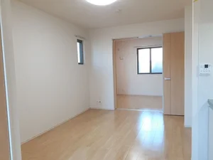 のマンスリーマンション・ウィークリーマンション「エレガント・パレスⅢ 101・洋室(No.1359573)」メイン画像