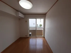 のマンスリーマンション・ウィークリーマンション「ブリージー　アヴェニュー 102・洋室(No.1359633)」メイン画像