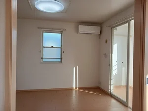 のマンスリーマンション・ウィークリーマンション「プラス　１　Ｂ 201・洋室(No.1359639)」メイン画像