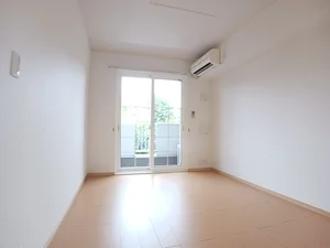 岐阜県のマンスリーマンション・ウィークリーマンション「サンローズ　Ⅱ棟 101・洋室(No.1359640)」メイン画像