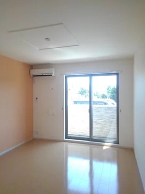 のマンスリーマンション・ウィークリーマンション「Ｒｏａｄ　Ｅｔｅｒｎｉｔｙ 105・洋室(No.1359703)」メイン画像