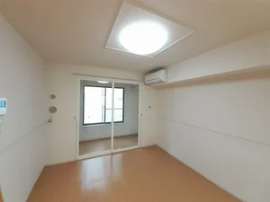 のマンスリーマンション・ウィークリーマンション「ラフィーネ葛野・Ⅱ 106・洋室(No.1359730)」メイン画像