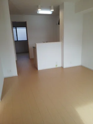 のマンスリーマンション・ウィークリーマンション「ル・リアンⅡ　Ｅａｓｔ 102・洋室(No.1359924)」メイン画像