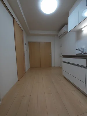 のマンスリーマンション・ウィークリーマンション「プラム　ハウス 102・洋室(No.1359931)」メイン画像