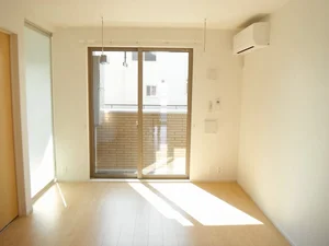 のマンスリーマンション・ウィークリーマンション「マルベリー 105・洋室(No.1360037)」メイン画像