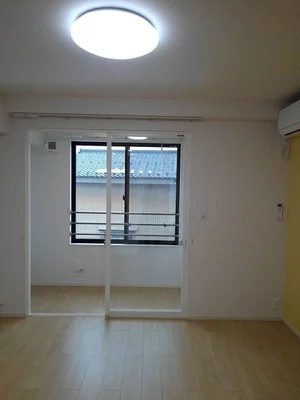 のマンスリーマンション・ウィークリーマンション「グランブルー 202・洋室(No.1360079)」メイン画像