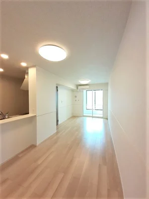 善通寺市のマンスリーマンション・ウィークリーマンション「ウェルリッチ善通寺　Ⅰ 102・洋室(No.1360118)」メイン画像