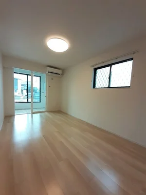 のマンスリーマンション・ウィークリーマンション「トワイエＭ＆ＭⅠ 101・洋室(No.1360132)」メイン画像