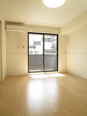 のマンスリーマンション・ウィークリーマンション「リヒト・コオリ　弐 102・洋室(No.1360175)」メイン画像