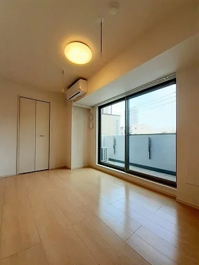 のマンスリーマンション・ウィークリーマンション「メゾン　ド　シュシュ　西巣鴨 301・洋室(No.1360221)」メイン画像