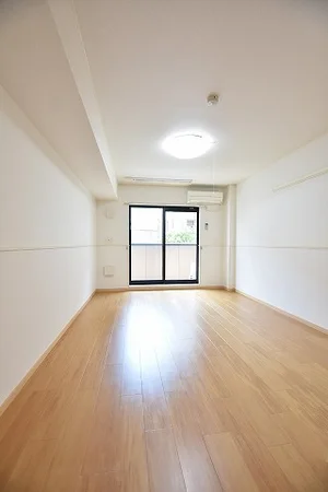 のマンスリーマンション・ウィークリーマンション「フラン　リュエル　ルナ 105・洋室(No.1360508)」メイン画像