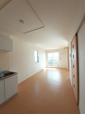 のマンスリーマンション・ウィークリーマンション「ノースフィールド　Ａ 203・洋室(No.1360539)」メイン画像