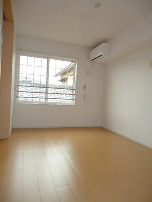 のマンスリーマンション・ウィークリーマンション「エモシオン 203・洋室(No.1360587)」メイン画像