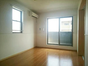 のマンスリーマンション・ウィークリーマンション「ブローテ旭前 201・洋室(No.1360604)」メイン画像