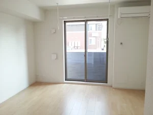 のマンスリーマンション・ウィークリーマンション「ＰＡＬＡＺＺＯ　ＫＯＪＯ　Ⅱ 106・洋室(No.1360611)」メイン画像