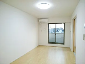 のマンスリーマンション・ウィークリーマンション「ラフレシール　メゾン　ＹａＹａ 202・洋室(No.1360613)」メイン画像