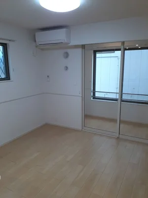 のマンスリーマンション・ウィークリーマンション「アビタシオン新高平 105・洋室(No.1360636)」メイン画像