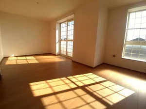 のマンスリーマンション・ウィークリーマンション「サニーコートＡ 204・洋室(No.1360642)」メイン画像