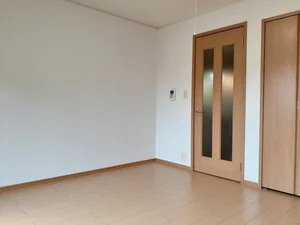 のマンスリーマンション・ウィークリーマンション「メゾン・ド・コトン 201・洋室(No.1360667)」メイン画像